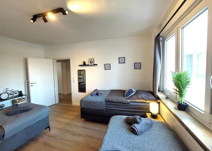 Rtr Essen - Fuer Bis Zu 8 Personen - Voll Ausgestattet - Zentral Limbecker Platz - Messe - Uniklinikum - Smart Tv - Parken - Modern