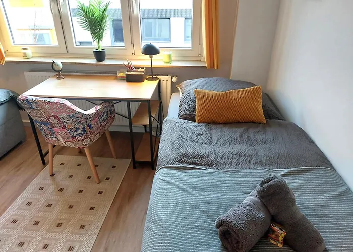 Rtr Essen - Fuer Bis Zu 8 Personen - Voll Ausgestattet - Zentral Limbecker Platz - Messe - Uniklinikum - Smart Tv - Parken - Modern