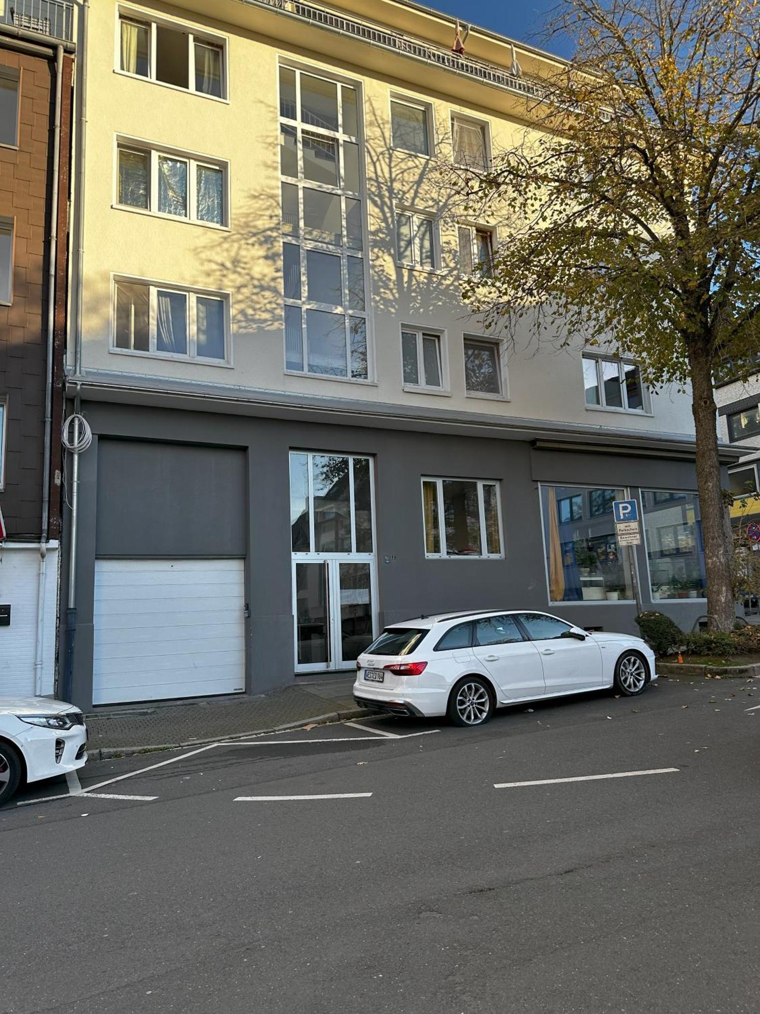 Apartment Rtr - Fuer Bis Zu 8 Personen - Voll Ausgestattet - Zentral Limbecker Platz - Messe - Uniklinikum - Smart Tv - Parken - Modern Essen